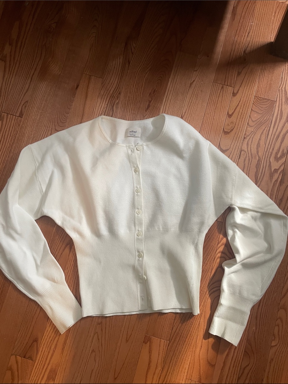 Women’s White Button-Front Knit Top Wilfred Golightly wonder yarn light birch